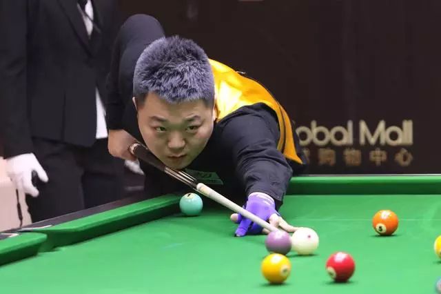 斯佩齐亚门 斯佩齐亚门